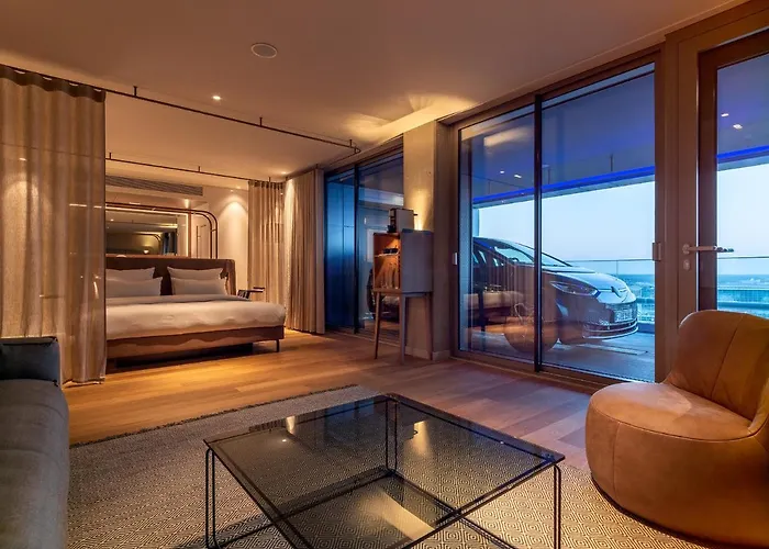 B'mine Frankfurt Airport, Worldhotels Crafted 4*