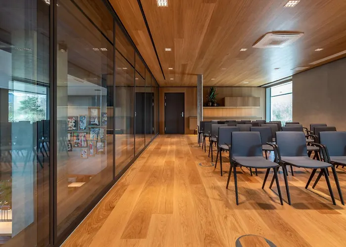 B'mine Frankfurt Airport, Worldhotels Crafted 4*