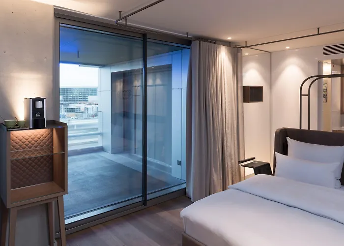 B'mine Frankfurt Airport, Worldhotels Crafted 4*