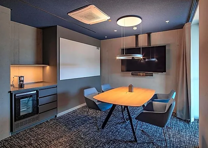 B'mine Frankfurt Airport, Worldhotels Crafted 4*